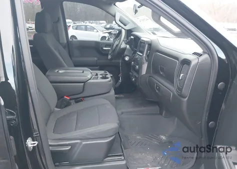 2021 Chevrolet Silverado 1500 Custom Trail Boss z USA, uszkodzony, nr VIN 1GCPYCEF7MZ328104